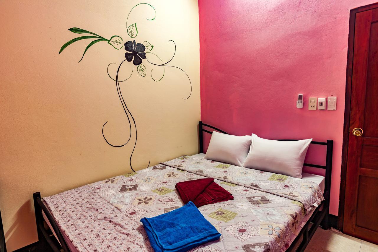 Ali Backpackers Vientiane Dış mekan fotoğraf