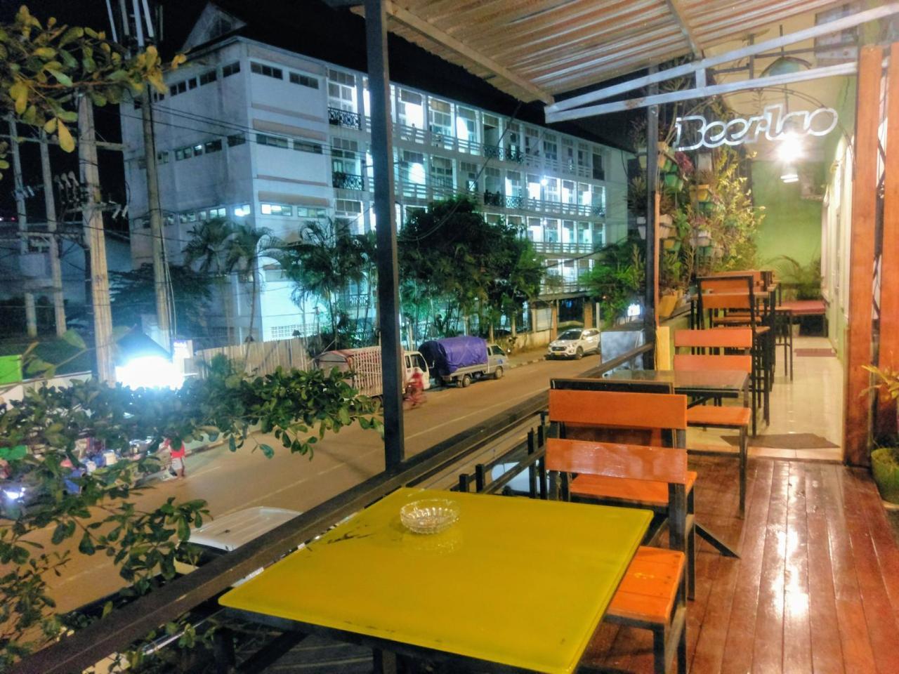 Ali Backpackers Vientiane Dış mekan fotoğraf