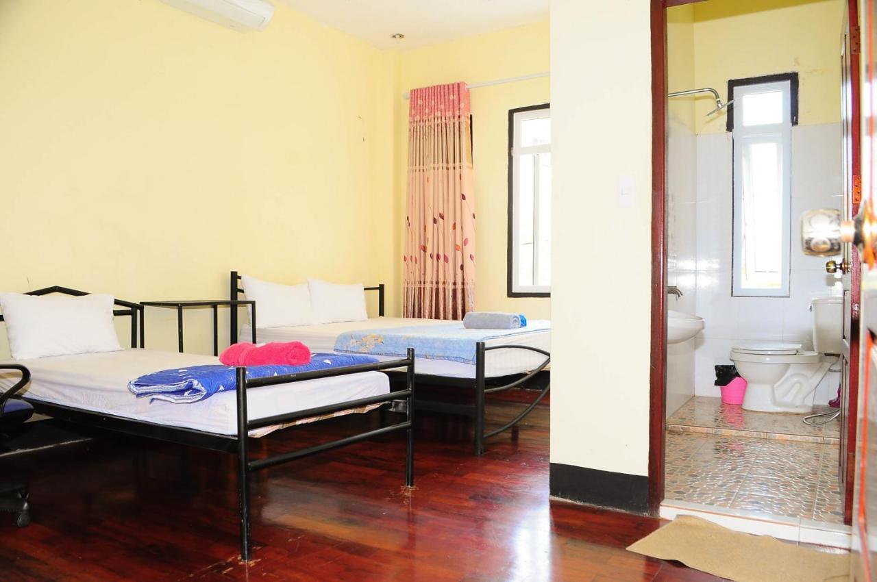 Ali Backpackers Vientiane Dış mekan fotoğraf