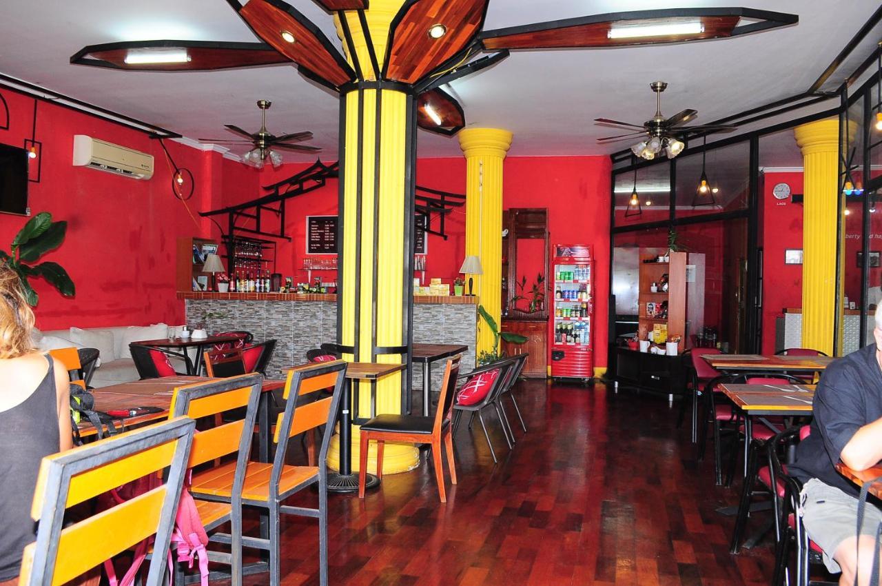 Ali Backpackers Vientiane Dış mekan fotoğraf