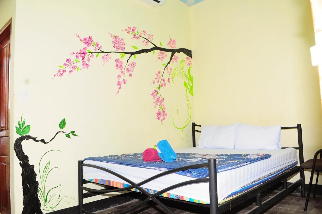Ali Backpackers Vientiane Dış mekan fotoğraf
