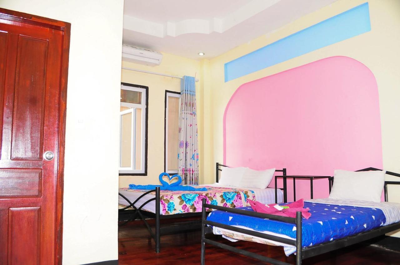 Ali Backpackers Vientiane Dış mekan fotoğraf