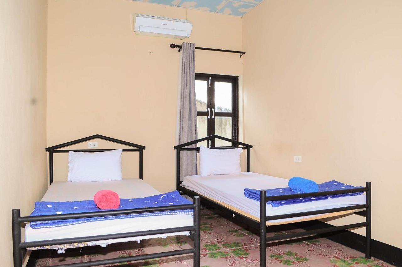 Ali Backpackers Vientiane Dış mekan fotoğraf